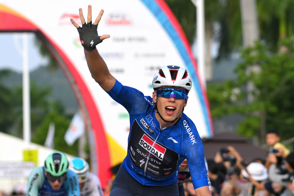 Tour of Guangxi: High five, Paul Magnier!