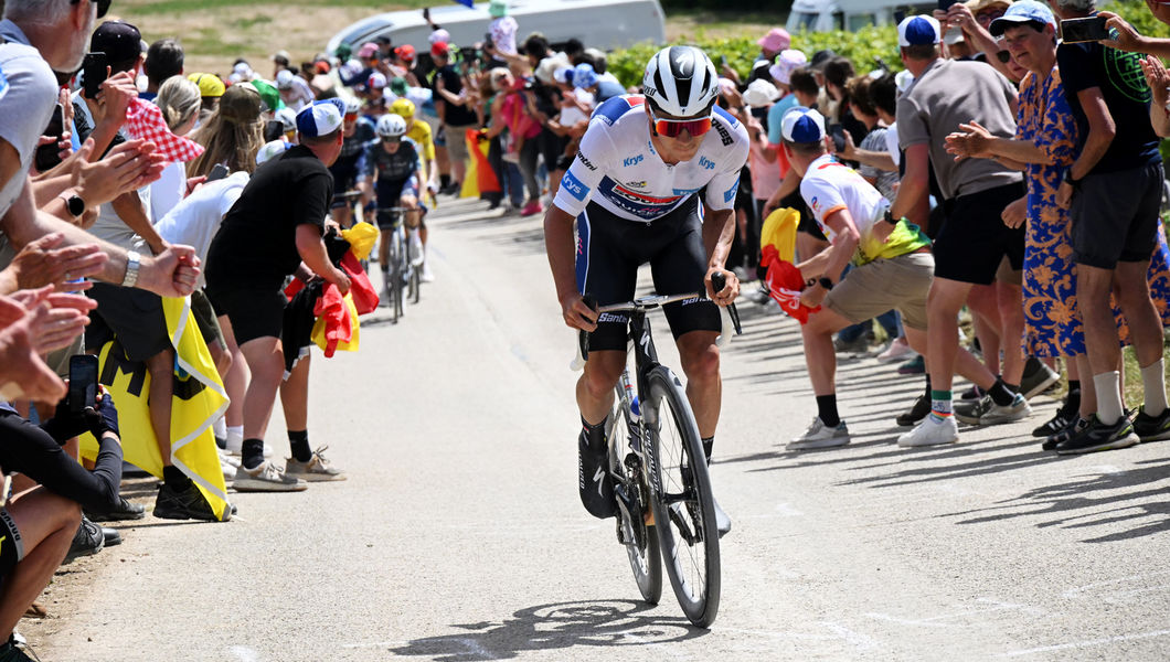 Tour de France: Evenepoel overcomes major test