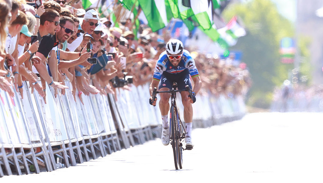 Alaphilippe podiums in San Sebastian