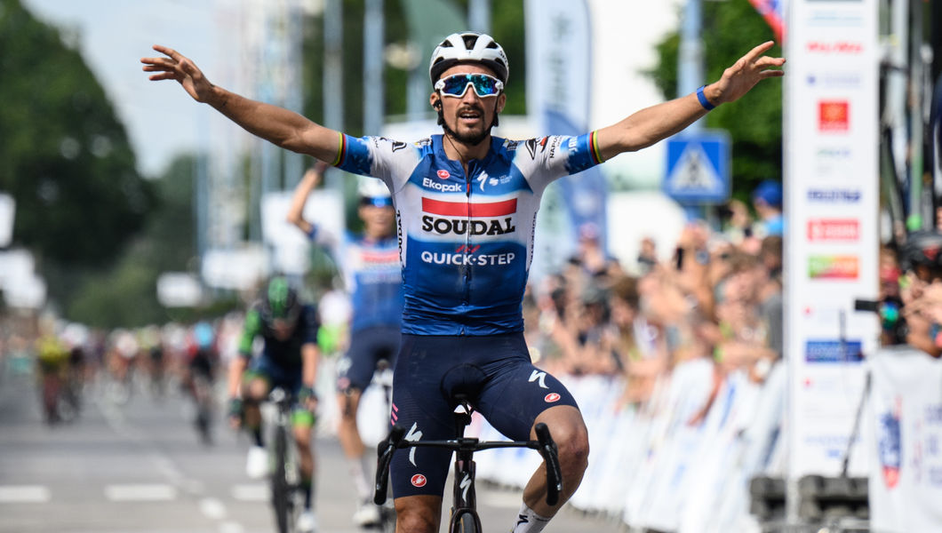 Alaphilippe verrast sprinters in Okolo Slovenska