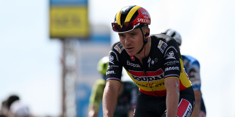 Evenepoel safely navigates another Dauphiné stage