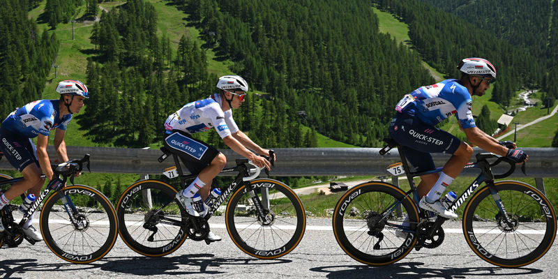 Le Tour: sterk optreden Evenepoel in eerste bergrit