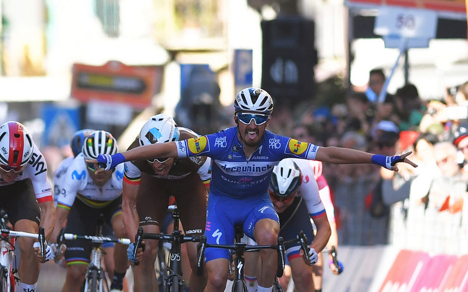 2019 Best Moments: Alaphilippe’s la dolce vita