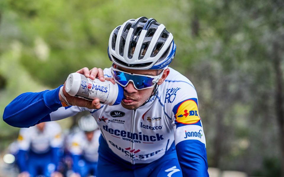 Late crash ruins Vuelta a San Juan stage 1 finale