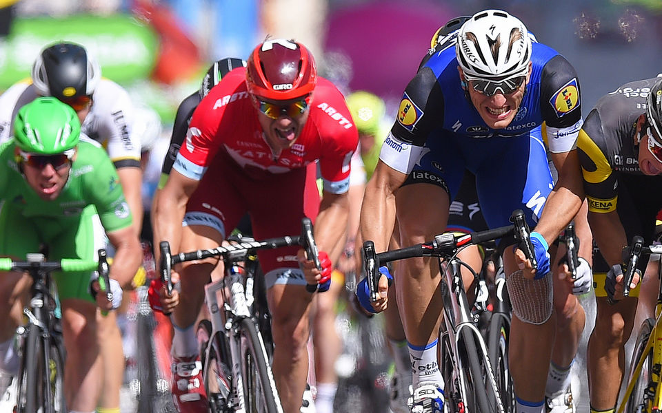 2016 Best Moments: Kittel takes thrilling Tour de France stage victory