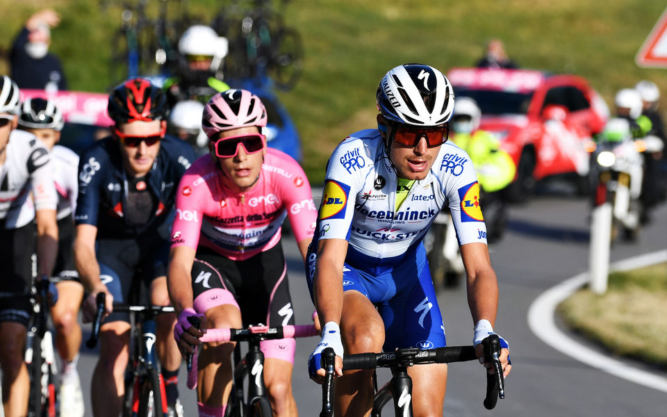 Almeida maintains Giro d’Italia lead on Madonna di Campiglio