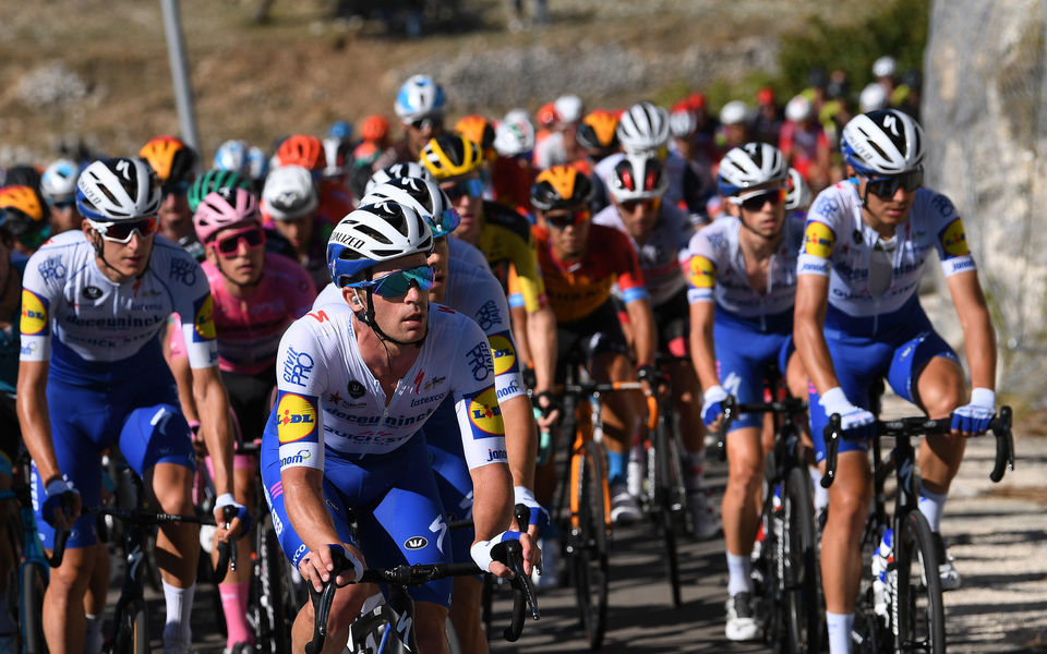 Giro d’Italia: Almeida racks up sixth day in pink