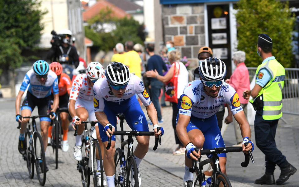 Tour de France: A day in the break