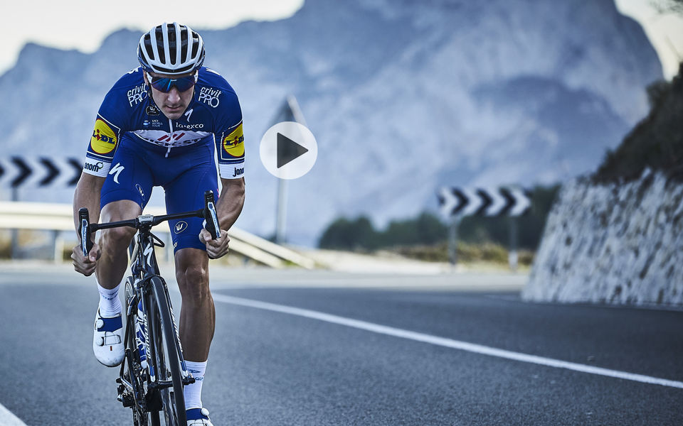 VIDEO: Elia Viviani - At home with Quick-Step Floors