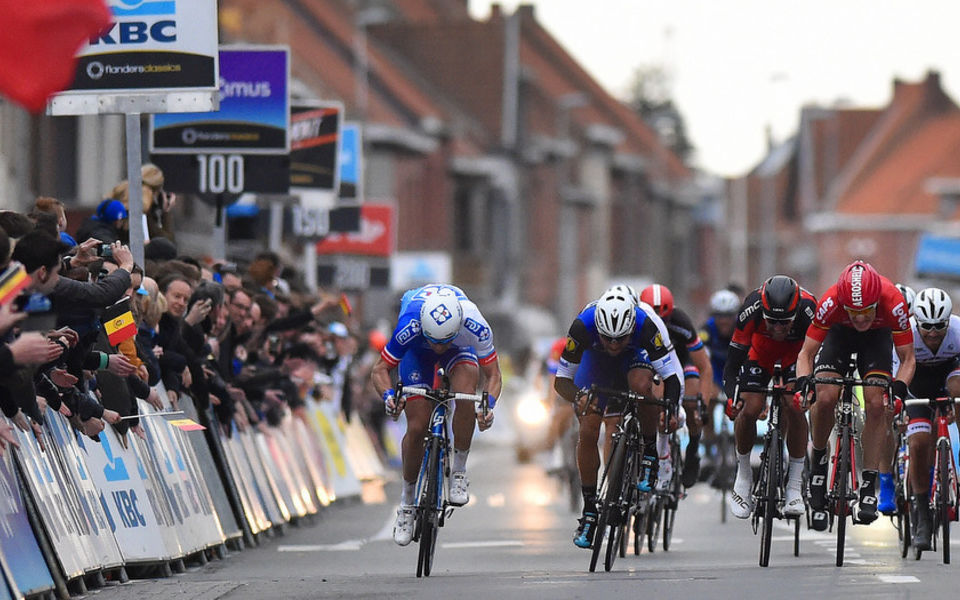 Gaviria notches top 10 in Gent-Wevelgem