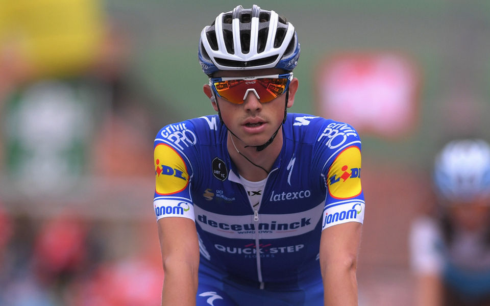 Crash takes Knox out of Tour de Romandie top 10