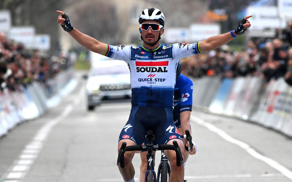 Alaphilippe gets off the mark for 2023 in France