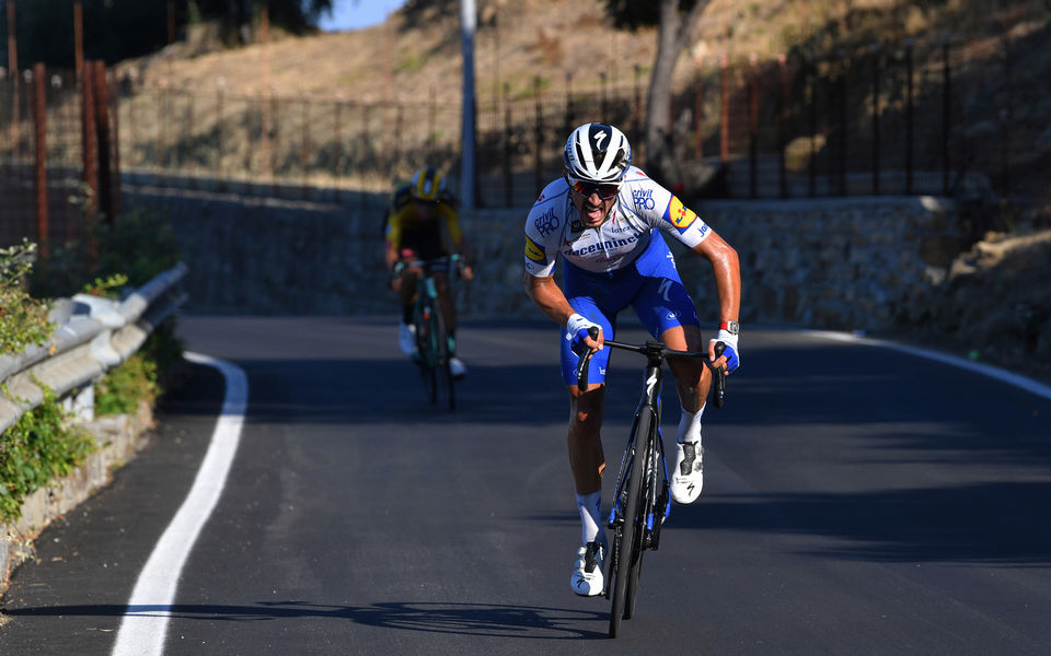 Alaphilippe nipt geklopt in Milano-Sanremo