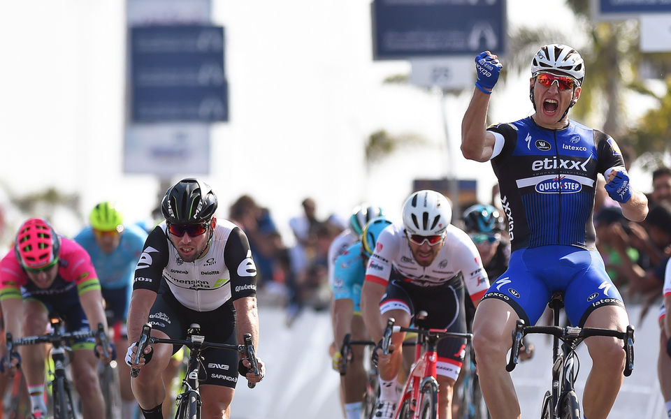 Marcel Kittel snelt naar winst in openingsrit Dubai Tour