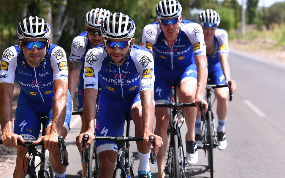 Quick-Step Floors Team op weg naar Volta ao Algarve