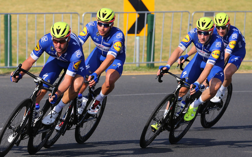 Quick-Step Floors Cycling Team naar Dubai Tour