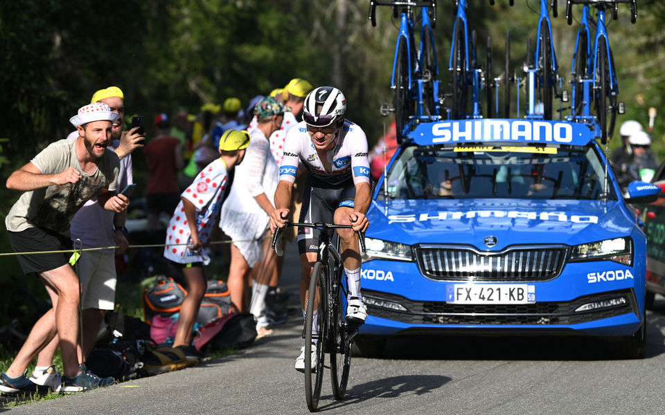 Evenepoel secures Tour de France white jersey