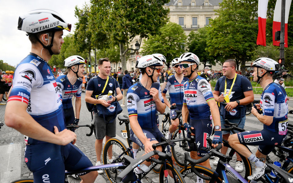 Le Tour: Soudal Quick-Step arriveert op Champs-Élysées