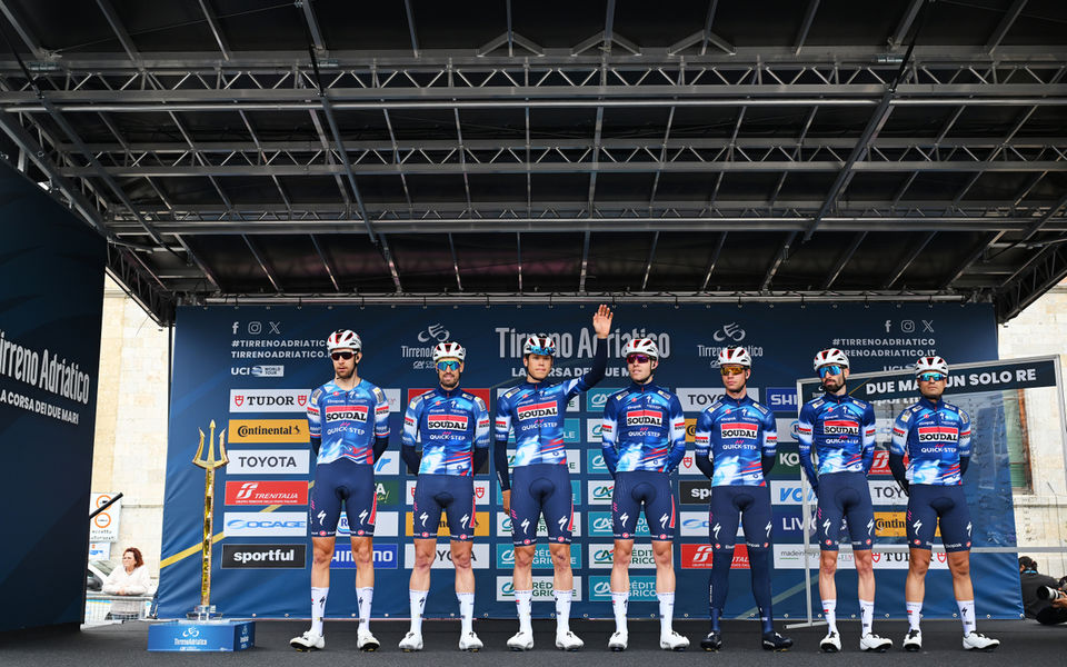 Tirreno-Adriatico: massasprint in Follonica