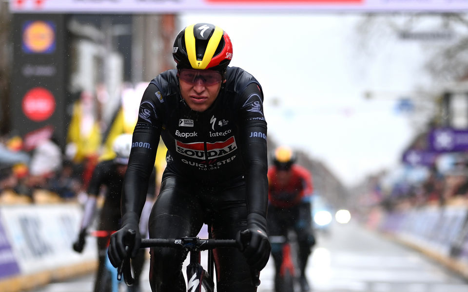 Merlier fights on in attritional Gent-Wevelgem