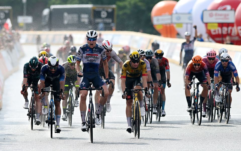 Tour de Pologne: Merlier wins hectic opening stage