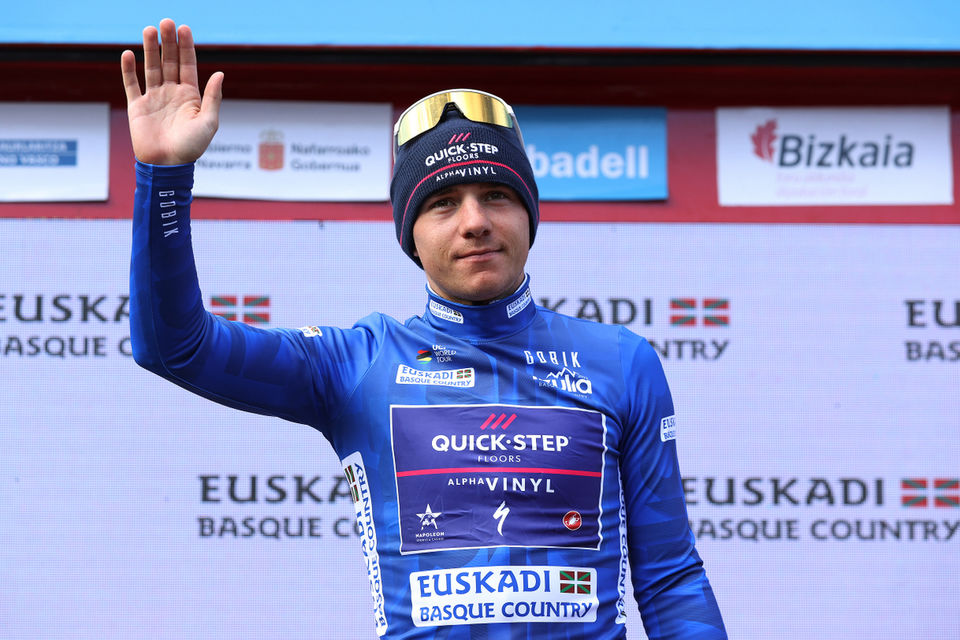 Evenepoel wint jongerenklassement Itzulia Basque Country